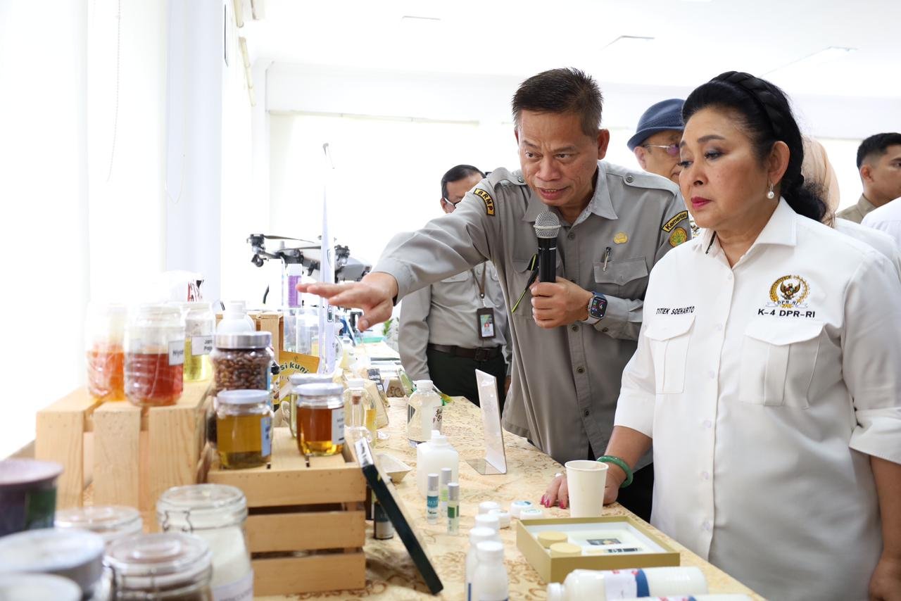 718d561c 1089 451c a9cd ac3ffa097479