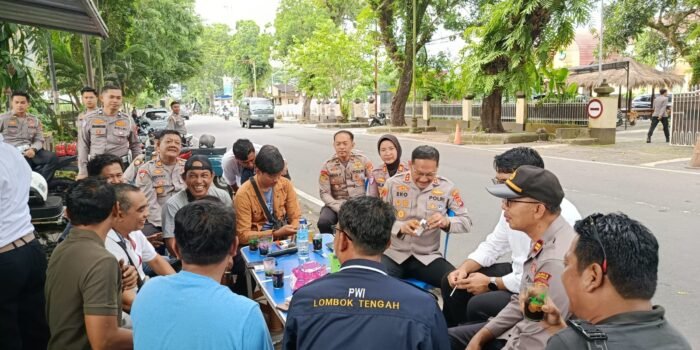 74e2d92c b476 4d4e bd22 fb5ab5832ced