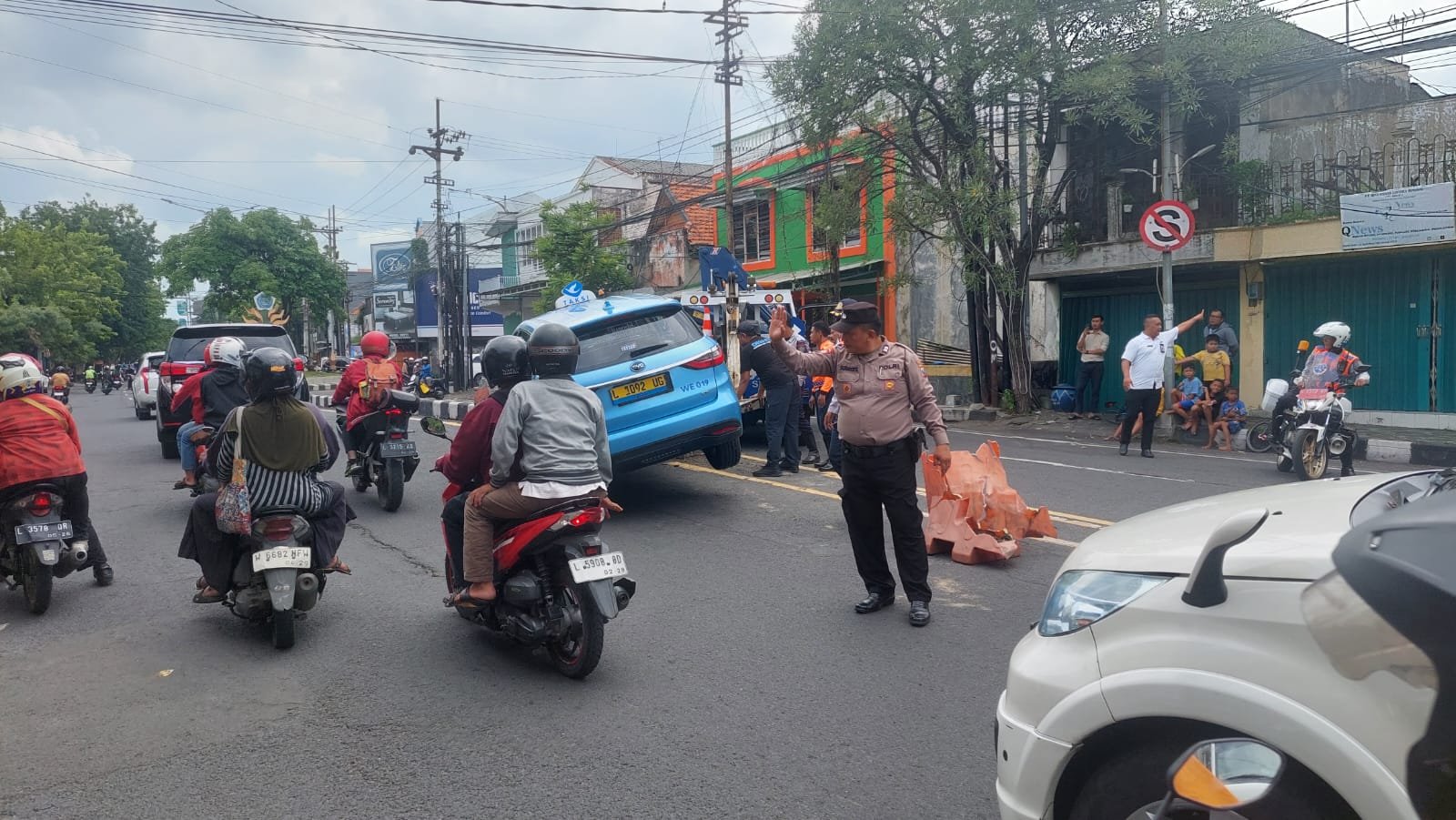 96538b5d c4c1 4e4f ab0a b3852d1b2b6f