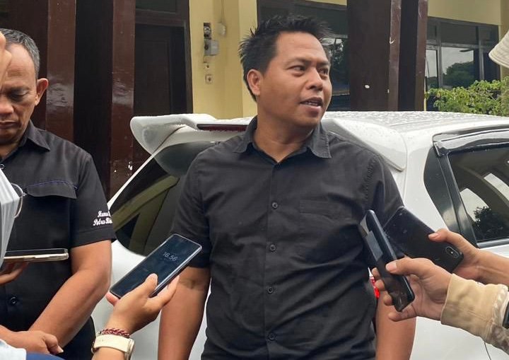 c2355825 50ff 49a7 a414 1db23a35540c