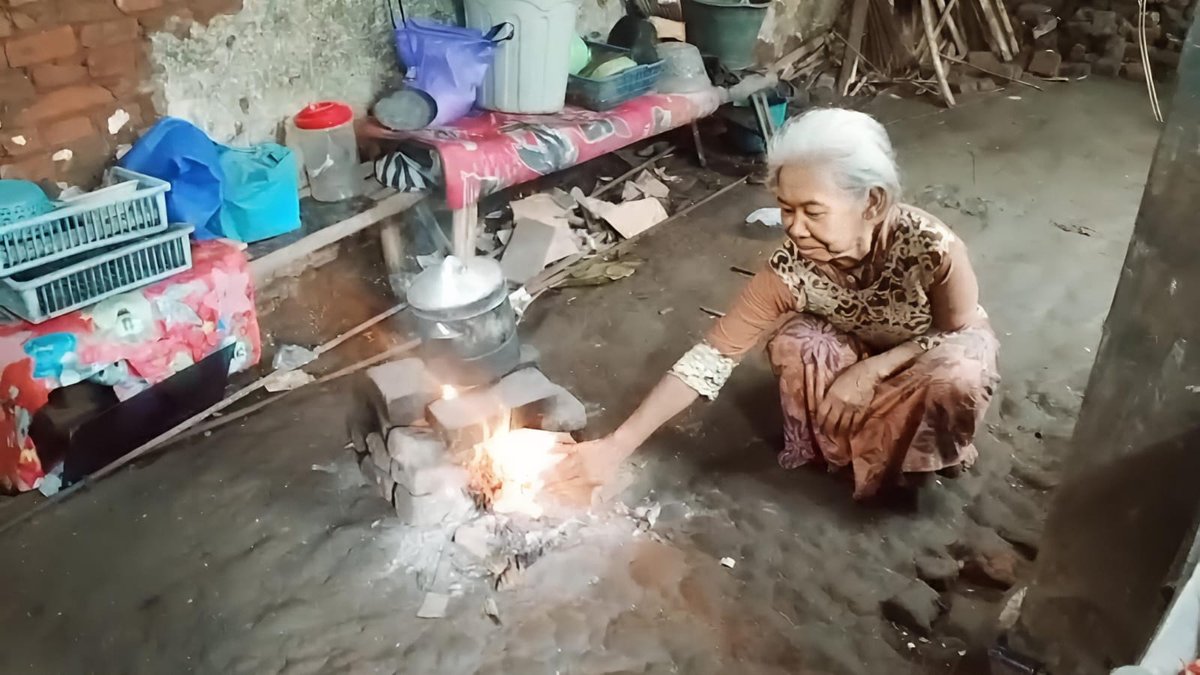 e0f4ab80 fe08 4aab a43f f1187e9621cc