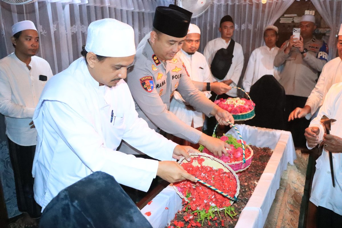 fc0e001d a4ed 4c56 8814 9449fdb60c78