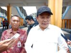 Bupati Sidoarjo Subandi usai meninjau Terminal Purabaya.
