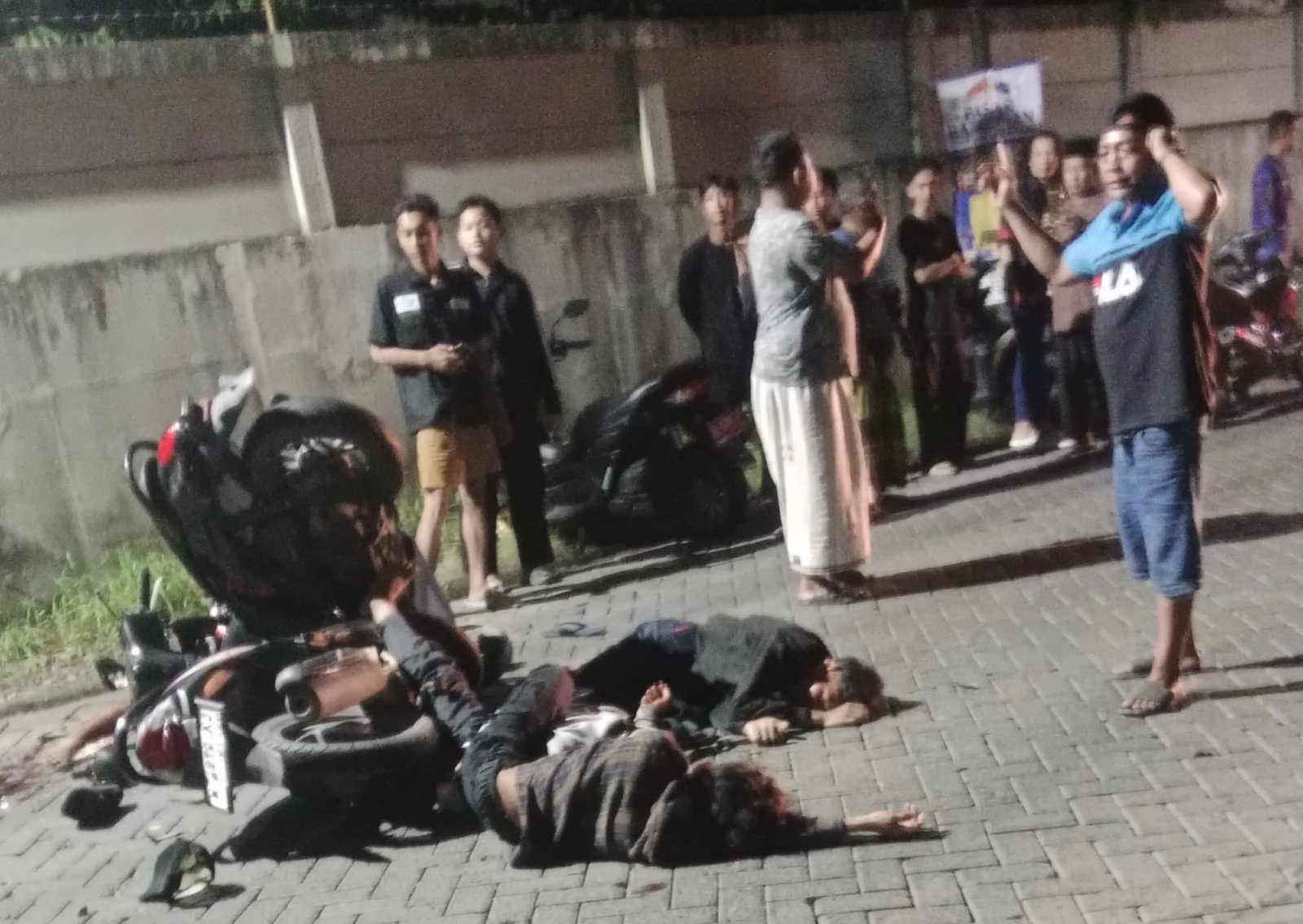 Kecelakaan di Driyorejo, Gresik saat malam takbir Idul Fitri 1447 Hijriah.