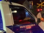 Tangkapan layar diduga polisi merokok sambil mengendarai mobil patroli Polsek Tanggulangin Polresta Sidoarjo.
