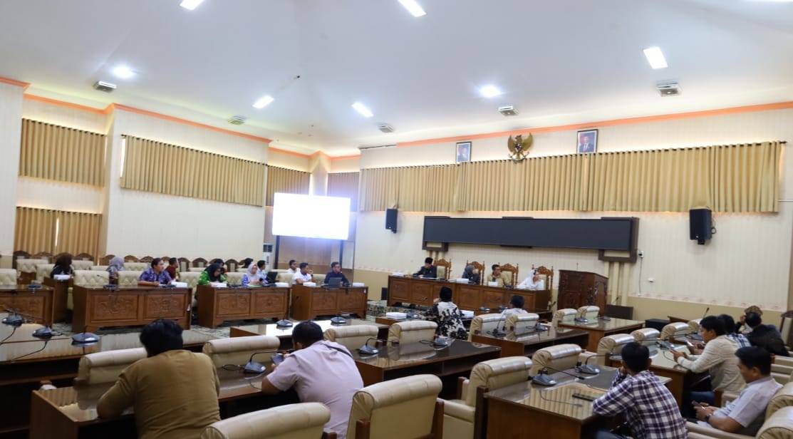 Hearing Komisi II DPRD Banyuwangi