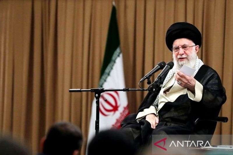 Pemimpin Tertinggi Iran Ayatollah Ali Khamenei 1