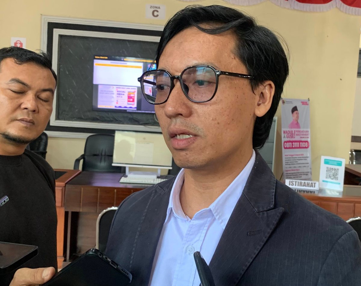 kepala sekolah dprd jember