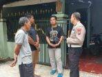 Anggota Polsek Driyorejo saat patroli permukiman Anggota Polsek Driyorejo saat patroli permukiman
