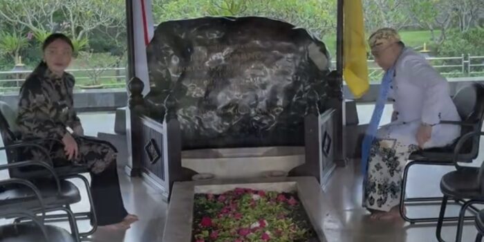 f7ba0ae0 bba9 4b12 93a9 411e19be841b