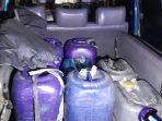 Jerigen yang ditemukan di dalam mobil Carry. (Ist)