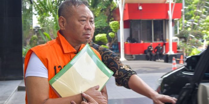 pemeriksaan tersangka gatut sunu wibowo 2772185