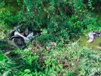 Kondisi motor korban usai nyemplung parit di Cerme, Gresik.