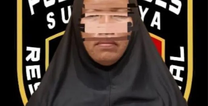 Tersangka pencurian barang milik majikan yang diamankan polisi. (Istimewa)