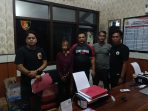 FN diamankan anggota Polres Lamongan.