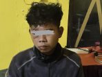 Tersangka BA babak belur.