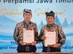 Direktur Utama Perumda Air Minum Tugu Tirta Kota Malang, Priyo Sudibyo (kiri) bersama Direktur Perumda Tirta Kanjuruhan, Syamsul Hadi.