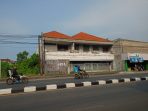 Sebagian toko di Jalan Taya Porong, Sidoarjo tutup. (Foto: Achmad Adi Nurcahya) Sebagian toko di Jalan Taya Porong, Sidoarjo tutup. (Foto: Achmad Adi Nurcahya)