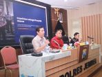 Sosialisasi Kitab Undang-Undang Hukum Acara Pidana (KUHAP) Baru oleh Polres Jember. (Foto: Ist) Sosialisasi Kitab Undang-Undang Hukum Acara Pidana (KUHAP) Baru oleh Polres Jember. (Foto: Ist)