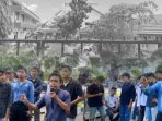 Peserta aksi dari FPR saat menggelar demonstrasi di depan Mapolda NTB, Selasa (12/5).
