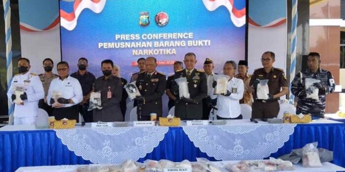 Ditresnarkoba Polda Jatim gelar pemusnahan barang bukti narkotika jenis kokain. (Istimewa)