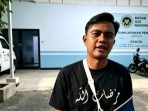 Alfin Hibatul, Kepala SPPG Baron. SPPG ini berhenti beroperasi sementara akibat fasilitas tidak memenuhi standar BGN.(Ist)