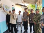 Penyalaan perdana dilakukan secara simbolis oleh Camat Tempurejo. (Ist)