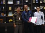 Kuasa hukum saat membuat laporan ke Polresta Babyuwangi