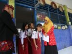 Salah satu program kenalkan budaya dan bahasa di sekolah. (Istimewa)