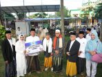 Pemerintah Kabupaten Bojonegoro turut mempersembahkan dua ekor sapi kurban yang disalurkan di Masjid Darussalam Bojonegoro