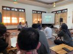 Diskusi dan bedah film Pesta Babi menjadi ruang refleksi bagi anak muda Jombang.(istimewa)