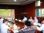 Rapat koordinasi lintas OPD yang digelar di Kantor Gubernur NTB, Jumat (22/5). Rapat koordinasi lintas OPD yang digelar di Kantor Gubernur NTB, Jumat (22/5).