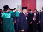 Proses pelantikan Pj Sekda Kota Pasuruan.