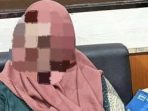 Tersangka ES diamankan Polres Lamongan.
