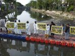 Kampanye Selamatkan Kali Tebu Surabaya.