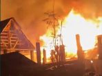 Kebakaran hebat hanguskan 15 rumah di Bima.