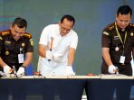 Pemusnahan 14 Jam Tangan Mewah Imitasi Alias Palsu 1 pemusnahan7