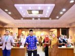 pembekalan Tim Pelaksana Kegiatan Bunda Puspa di Ruang Putri Cempo, Kantor Bupati Gresik pembekalan Tim Pelaksana Kegiatan Bunda Puspa di Ruang Putri Cempo, Kantor Bupati Gresik