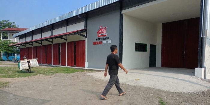 Salah satu gerai KDMP di Sidoarjo yang akan beroperasi. (Foto: Achmad Adi Nurcahya)