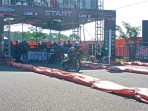 Joki Drag Race saat melakukan start di Pondok Candra, Sidoarjo. (Foto: Achmad Adi Nurcahya)