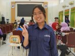Cindy Grace Novia Puasa, siswi kelas X Jurusan Desain Komunikasi Visual (DKV) SMKN 2 Buduran Sidoarjo, mengajak generasi muda menerapkan pola hidup sehat sejak dini serta menjadi peserta aktif Program JKN. (Foto: Ist/ BPJS Kesehatan Sidoarjo)