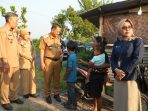 Tim gabungan Pemkab Jombang melakukan validasi langsung calon peserta didik Sekolah Rakyat 2026/2027. (istimewa)