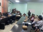 RDP Komisi A DPRD Jombang bersama Forum KDKMP. (istimewa)