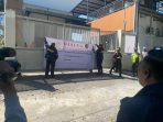 Tim Penyidik Direktorat Tindak Pidana Ekonomi Khusus (Dittipideksus) Bareskrim Polri menyita pabrik pemurnias emas ilegal di Berbek Industri, Sidoarjo. (Foto: Ist)
