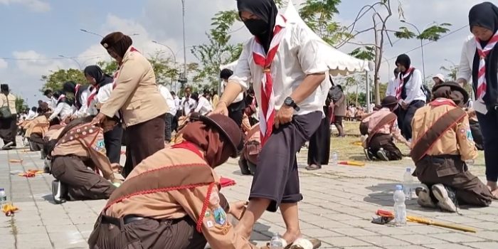 Pecahkan 3 Rekor MURI, Pramuka Surabaya Tunjukkan Semangat Menggelora dan Nilai Luhur 1 WhatsApp Image 2026 06 20 at 1.51.59 PM 1