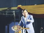 Bupati Jember Muhammad Fawait memberikan sambutan di acara pemilihan Gus dan Ning 2026. (Foto: Ist)