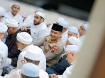 Suasana haul ke-71 Habib Abu Bakar Assegaf di Gresik. (Foto: Ist)