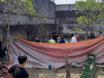 ekshumasi Ekshumasi makam Khoiriah di dusun Pajaran, Peterongan, Jombang.(teguh)