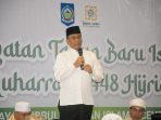 Asisten I Setda NTB Fathul Gani saat memberikan sambutan pada peringatan Tahun Baru Islam 1 Muharram 1448 Hijriah di Masjid Raya "HUBBUL WATHAN" Islamic Center NTB.