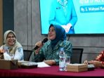 Ketua TP PKK Kabupaten Nganjuk, S. Wahyuni Marhaen, membuka Kegiatan Penguatan Jejaring Layanan Pencegahan Kekerasan terhadap Perempuan di Aula Dinsos PPPA Nganjuk.